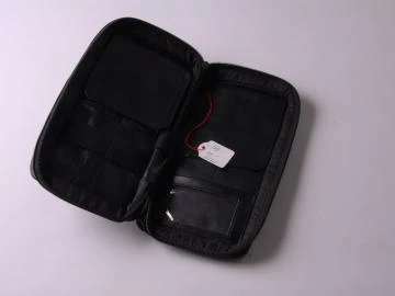 E-33 schwarz Etui Leder S400