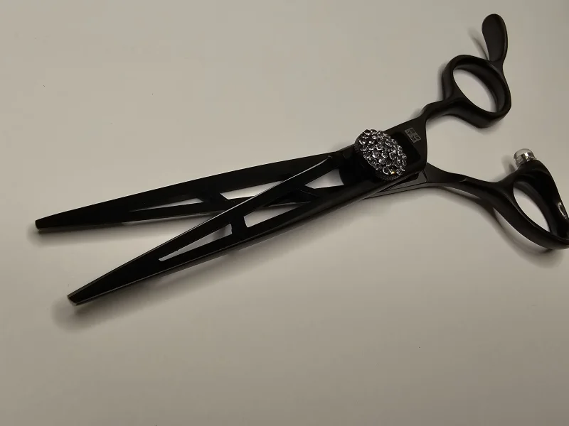 Samurai Tough,  Haar-Scheren