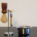 Rasier Set mit Pinsel braun und Halter, gold