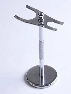 M-11 Mohatsu Rasierständer