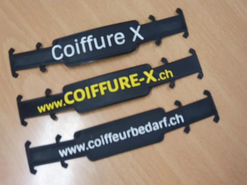 HALTERUNG FÜR SCHUTZMASKEN mit Ihrem NAMEN