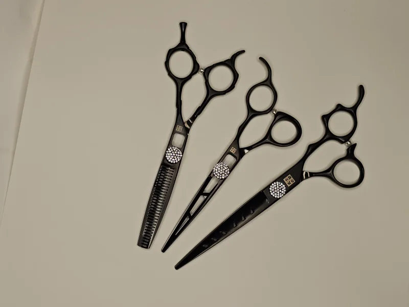 Samurai Tough,  Haar-Scheren