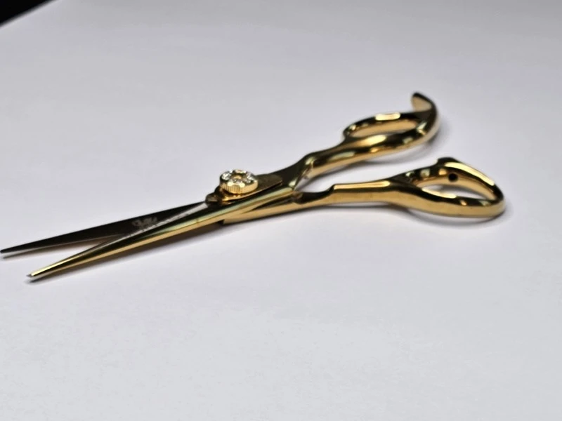 Mohatsu M - H - 01 5..5” Haarschere, gold