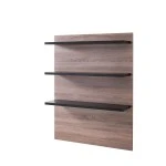 Wanddisplay mit Regalen